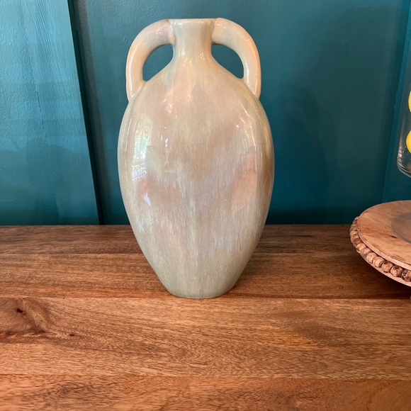 Two-handled Red Clay Vase W/Celadon Glaze - Picture 5 of 6